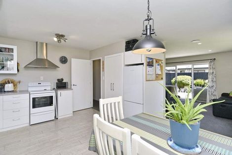 Photo of property in 6 East Belt, Rangiora, 7400