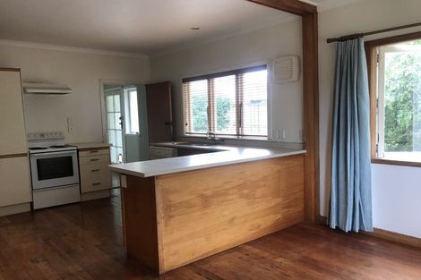 Photo of property in 17 Boyd Avenue, Mangere Bridge, Auckland, 2022