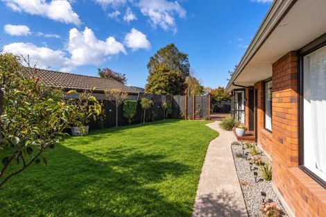 Photo of property in 2 Edwins Way, Burwood, Christchurch, 8083
