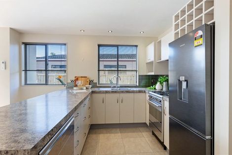 Photo of property in 14b Falla Street, Paraparaumu Beach, Paraparaumu, 5032