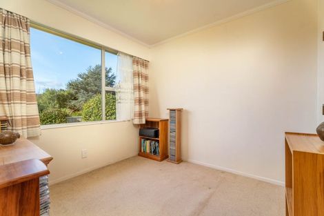 Photo of property in 48 Oriel Avenue, Tawa, Wellington, 5028