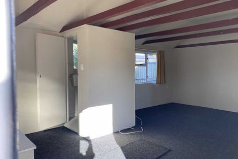 Photo of property in 63 Aorangi Road, Bryndwr, Christchurch, 8053