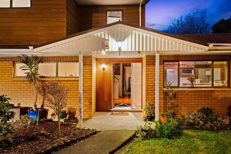 Photo of property in 1109 Scenic Drive North, Swanson, Auckland, 0816