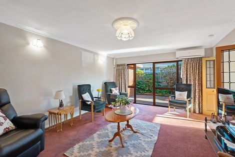 Photo of property in 1/423 Harewood Road, Harewood, Christchurch, 8051