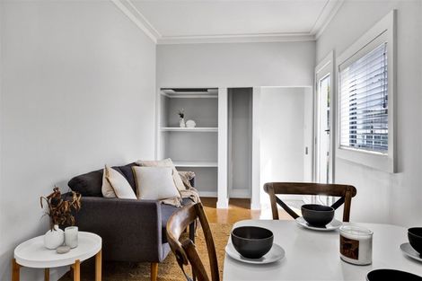 Photo of property in 186 South Road, Hawera, 4610