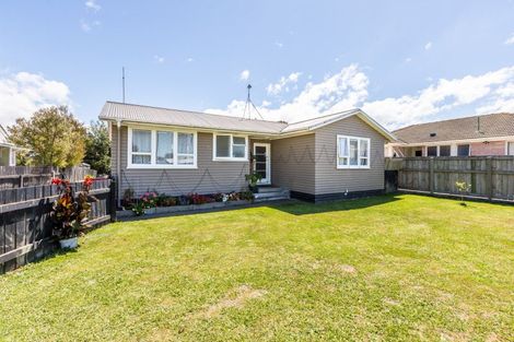 Photo of property in 413 Kotuku Street, Camberley, Hastings, 4120