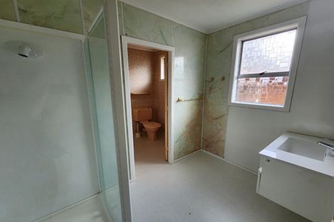 Photo of property in 41 Parrs Cross Road, Henderson, Auckland, 0612