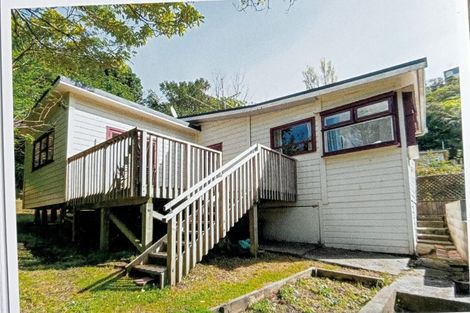 Photo of property in 20 Balfour Street, Mornington, Wellington, 6021