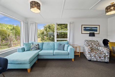 Photo of property in 11 Alberta Street, Acacia Bay, Taupo, 3330