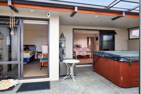 Photo of property in 112b Princess Street, Waitara, 4383