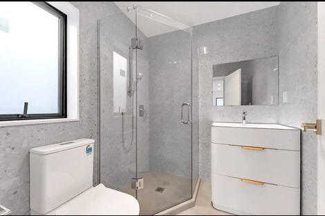 Photo of property in 2/97 Great South Road, Manurewa, Auckland, 2102