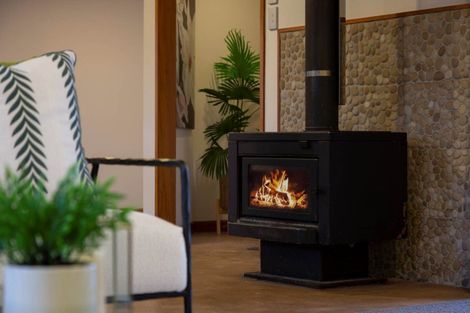 Photo of property in 1214 East Coast Road, Redvale, Albany, 0794