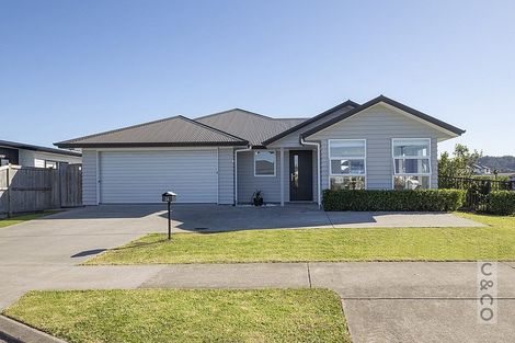 Photo of property in 34 Ara Kakara Avenue, Huapai, Kumeu, 0810