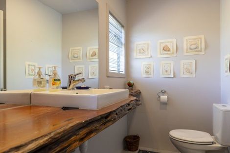 Photo of property in 28 Hindmarsh Drive, Rangatira Park, Taupo, 3330