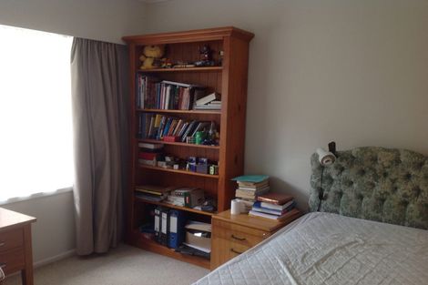 Photo of property in 33 Viewmont Drive, Harbour View, Lower Hutt, 5010