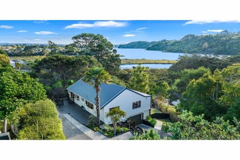 Photo of property in 61 Pemberton Avenue, Bayview, Auckland, 0629