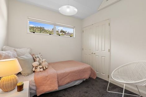 Photo of property in 19 Enticott Place, Huntsbury, Christchurch, 8022