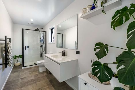 Photo of property in 64 Golf Road, Wakefield, 7025