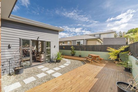Photo of property in 18 Galea Grove, Kelvin Grove, Palmerston North, 4414