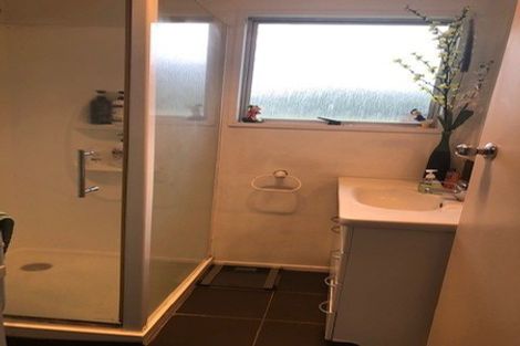 Photo of property in 1/30 Latham Avenue, Pakuranga, Auckland, 2010