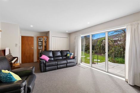 Photo of property in 14 Ruddenklau Lane, Bishopdale, Christchurch, 8053