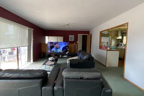 Photo of property in 52 Tamahere Drive, Glenfield, Auckland, 0629