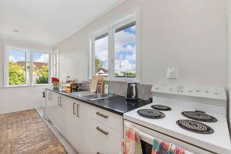 Photo of property in 3 Luke Place, Otara, Auckland, 2023