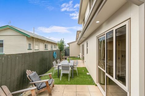 Photo of property in 98 Elizabeth Street, Riccarton, Christchurch, 8041