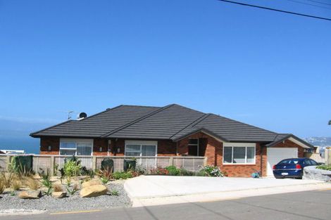 Photo of property in 18 Mandalay Terrace, Khandallah, Wellington, 6035