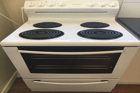 Photo of property in 1/17 Clifton Terrace, Kelburn, Wellington, 6012