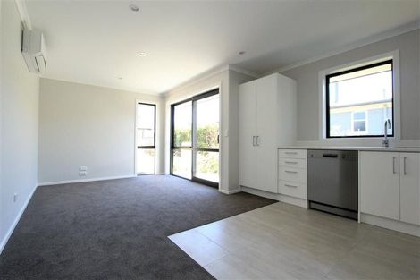 Photo of property in 2/11 Dover Road, Saint Andrews, Hamilton, 3200