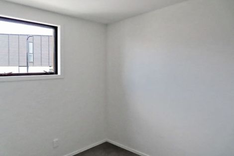 Photo of property in 35 Te Ara O Paetutu, Petone, Lower Hutt, 5012