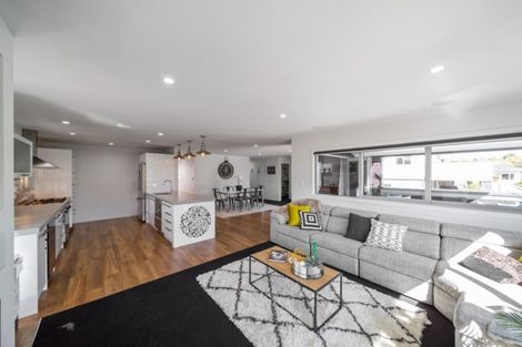 Photo of property in 19b Kenmore Street, Westown, New Plymouth, 4310