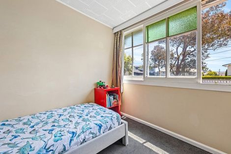 Photo of property in 163 Pacific Road, North New Brighton, Christchurch, 8083