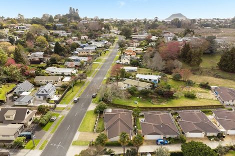 Photo of property in 1 Darraghs Lane, Brookfield, Tauranga, 3110