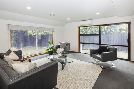 Photo of property in 29 Huntingdon Place, Avonhead, Christchurch, 8042