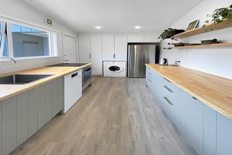 Photo of property in 92 Tollemache Road East, Longlands, Hastings, 4122