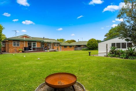 Photo of property in 19 Rosella Grove, Waimauku, 0812