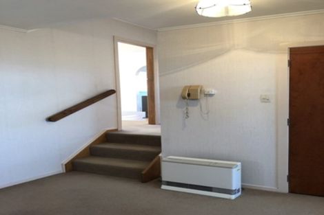 Photo of property in 17 Ridgeway Place, Glenview, Hamilton, 3206