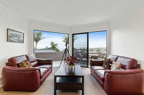 Photo of property in 37 Toroa Street, Torbay, Auckland, 0630