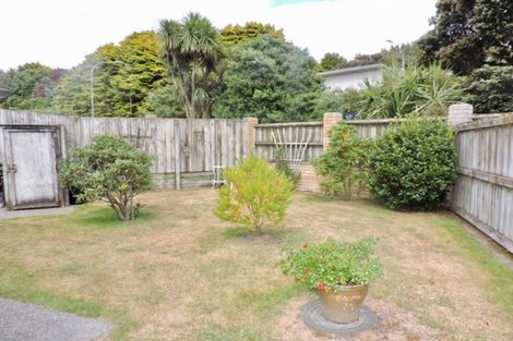 Photo of property in Redwood Village, 4/42 Main Road, Tawa, Wellington, 5028