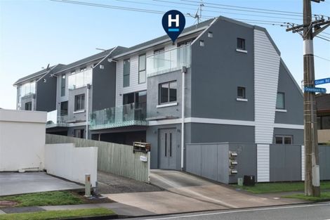 Photo of property in 369a Oceanbeach Road, Mount Maunganui, 3116
