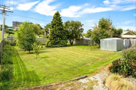 Photo of property in 25 Beach Street, Waikouaiti, 9510