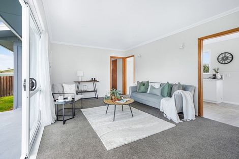 Photo of property in 28 Northolt Road, Fairview Downs, Hamilton, 3214