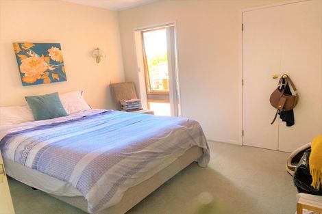 Photo of property in 16 Oliver Twist Avenue, Mellons Bay, Auckland, 2014