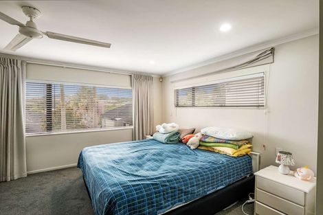 Photo of property in 5/102 Greenhithe Road, Greenhithe, Auckland, 0632
