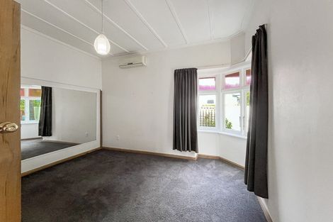 Photo of property in 10 Stanley Avenue, Palmerston North, 4414