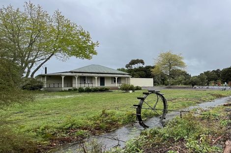 Photo of property in 220 Woodside Road, Woodside, Greytown, 5794