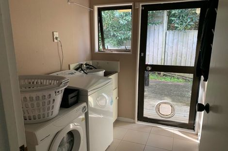 Photo of property in 1/6 Nielsen Place, Massey, Auckland, 0614