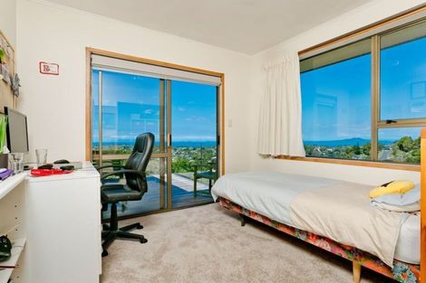 Photo of property in 969 East Coast Road, Torbay, Auckland, 0630